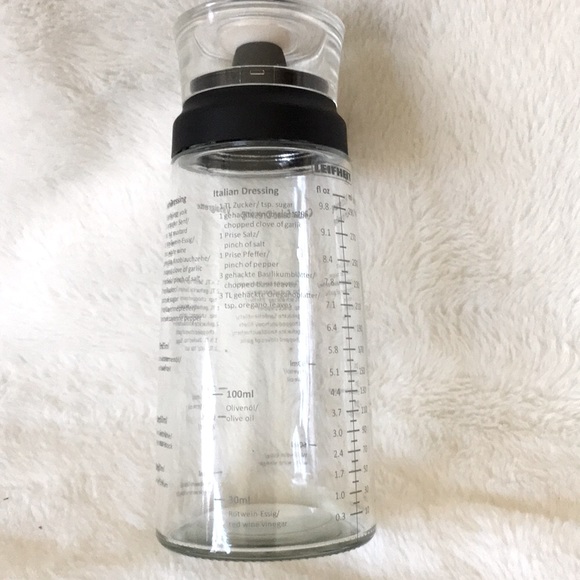 Leifheit Glass Salad Dressing Shaker Bottle with Recipes Printed on Bottle - Picture 4 of 6